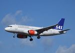 OY-KBR @ EKCH - Short finals to land