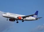 OY-KAP @ EKCH - Short finals to land