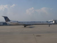 N14542 @ IAH - ERJ-145LR - by Christian Maurer