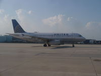 N805UA @ IAH - United A319-131 - by Christian Maurer