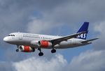 OY-KBP @ EKCH - Short finals to land at Copenhagen