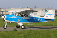 OO-JAK @ EBKT - Taxiing to rwy 06. - by Raymond De Clercq