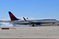 N3772H @ KBOI - Landing RWY 28R. - by Gerald Howard