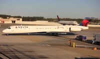 N948DL @ KATL - MD-88