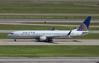 N37462 @ KIAH - Boeing 737-900ER