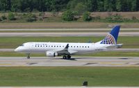 N88328 @ KIAH - ERJ 170-200 LR