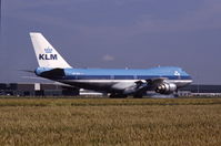 PH-BUI @ EHAM - KLM Boeing 747-206BM on runway 06 of Schiphol airport, the Netherlands, 1981. Still with the original short upper deck. - by Van Propeller