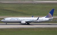 N39475 @ KIAH - Boeing 737-900ER