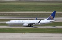 N77525 @ KIAH - Boeing 737-800