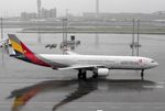 HL7793 @ RJTT - Taxying to stand