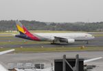 HL7597 @ RJAA - Taxying for departure