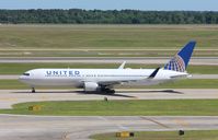 N668UA @ KIAH - Boeing 767-300 - by Mark Pasqualino