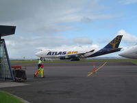 N492MC @ NZAA - taxying out to oz - by magnaman