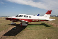 VH-BKM @ YBAF - VH-BKM - by Bert van Drunick