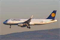 D-AIUG @ EDDF - Airbus A320-214 - by Jerzy Maciaszek