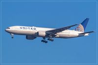 N785UA @ EDDF - Boeing 777-222 - by Jerzy Maciaszek