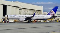 N568UA @ KSFO - SFO 2017. - by Clayton Eddy