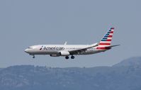 N881NN @ KSFO - Boeing 737-800 - by Mark Pasqualino