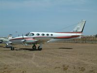 VH-LKM @ YMAV - VH-LKM - by Bert van Drunick