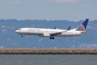 N37437 @ KSFO - Boeing 737-900ER