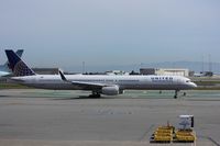N75853 @ KSFO - Boeing 757-300