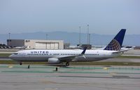N77520 @ KSFO - Boeing 737-800