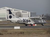 OE-LKC @ LFBD - Bodensee Air Alps Aviation - by Jean Goubet-FRENCHSKY