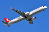 TC-JTR @ EDDM - Turkish A321 lifting-off for Istanbul. - by FerryPNL