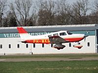 PH-WKB @ EHSE - piper from rotterdam - by fink123