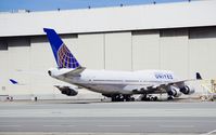 N180UA @ SFO - SFO 2017 - by Clayton Eddy