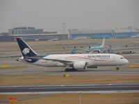 XA-AMX @ EHAM - AIR MEXICO dreamliner taxing to the gate - by fink123