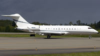 N51SE @ KPAE - Taxing at KPAE - by Woodys Aeroimages