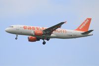 G-EZWA @ LFPG - Airbus A320-214, Short approach rwy 27R, Paris-Roissy Charles De Gaulle airport (LFPG-CDG) - by Yves-Q