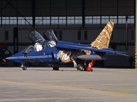 15211 @ LPBJ - Static display during the Real Thaw 2015. Special scheme SQN  - by Nuno Filipe Lé Freitas