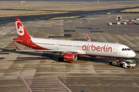 OE-LNZ @ EDDL - at dus - by Volker Hilpert
