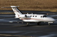 OE-FHK @ EDDL - at dus - by Volker Hilpert