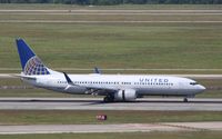 N35271 @ KIAH - Boeing 737-800
