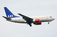 LN-RCW @ CPH - Copenhagen 4.5.2017 on final to R-04L - by leo larsen