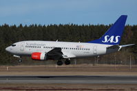 LN-RRP @ ESSA - SAS, rwy 26 - by Jan Buisman
