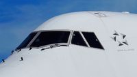 N122UA @ KSFO - SFO 2017 - by Clayton Eddy