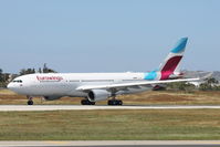 D-AXGA photo, click to enlarge D-AXGA photo, click to enlarge