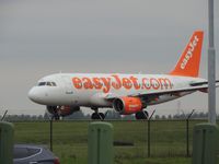 G-EZBA @ EHAM - EASYJET A319 TAXING TO 36C - by fink123