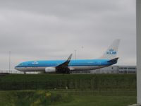 PH-BCE @ EHAM - KLM 737 ON QUEBEC - by fink123