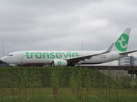PH-HSW @ EHAM - TRANSAVIA ON QUEBEC - by fink123