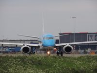 PH-EZN @ EHAM - klm embrear - by fink123