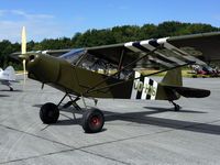 OO-H16 @ EBUL - Ursel Avia 2016 - by Joeri Van der Elst