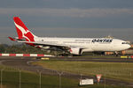VH-EBP @ YSSY - in from MEL - by Bill Mallinson