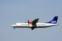 OY-JZB @ EKCH - OY-JZB landing rw 22L - by Erik Oxtorp