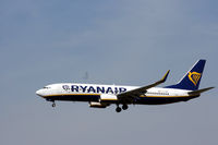 EI-DWO @ EKCH - EI-DWO landing rw 22L - by Erik Oxtorp