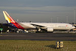 HL7755 @ YSSY - in from ICN - by Bill Mallinson